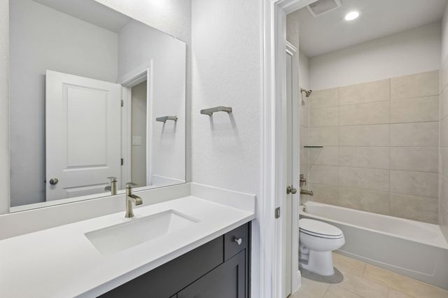214 Prickly Poppy LOOP, Kyle, TX 78640
