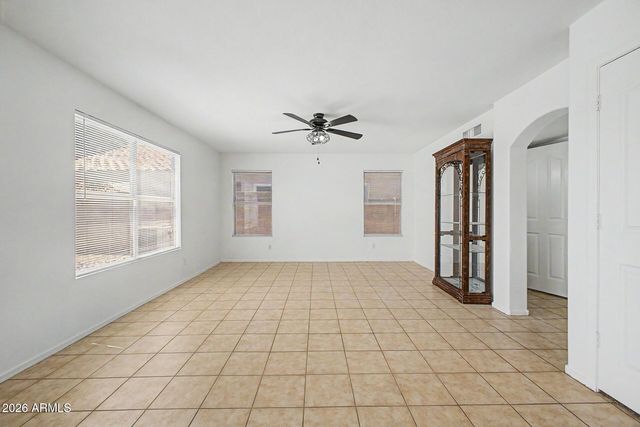 1053 W MYRNA Lane, Tempe, AZ 85284