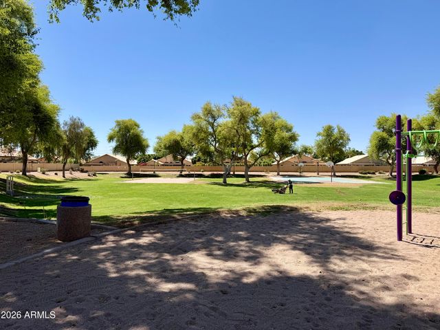 1053 W MYRNA Lane, Tempe, AZ 85284