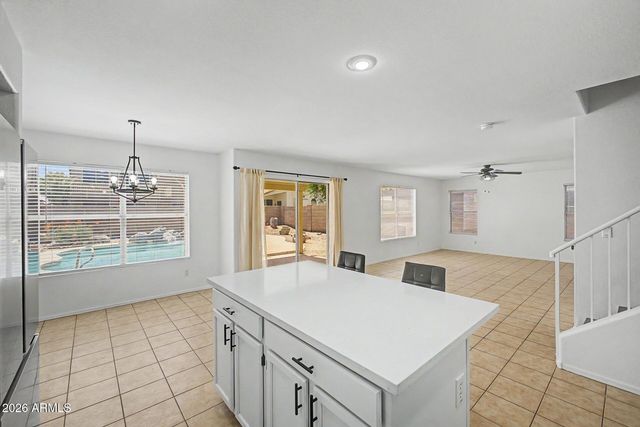 1053 W MYRNA Lane, Tempe, AZ 85284