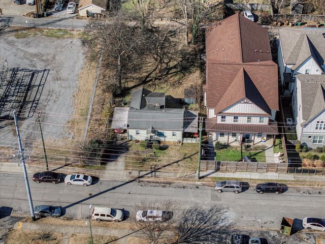 1221 14th Ave, S, Nashville, TN 37212