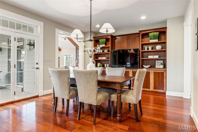 1007 Devonworth Manor Way, Town And Country, MO 63017