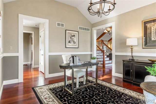 1007 Devonworth Manor Way, Town And Country, MO 63017