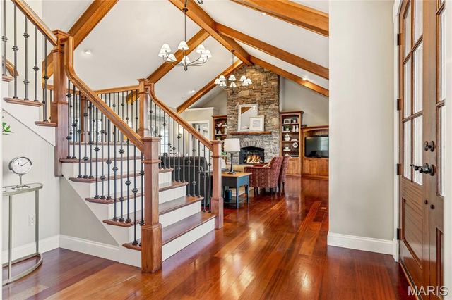 1007 Devonworth Manor Way, Town And Country, MO 63017