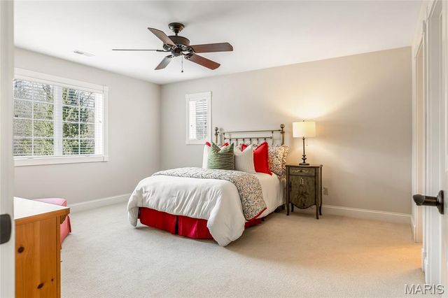 1007 Devonworth Manor Way, Town And Country, MO 63017