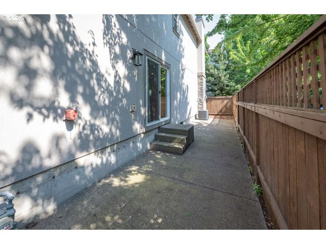 11507 Sw TOULOUSE St, Wilsonville, OR 97070