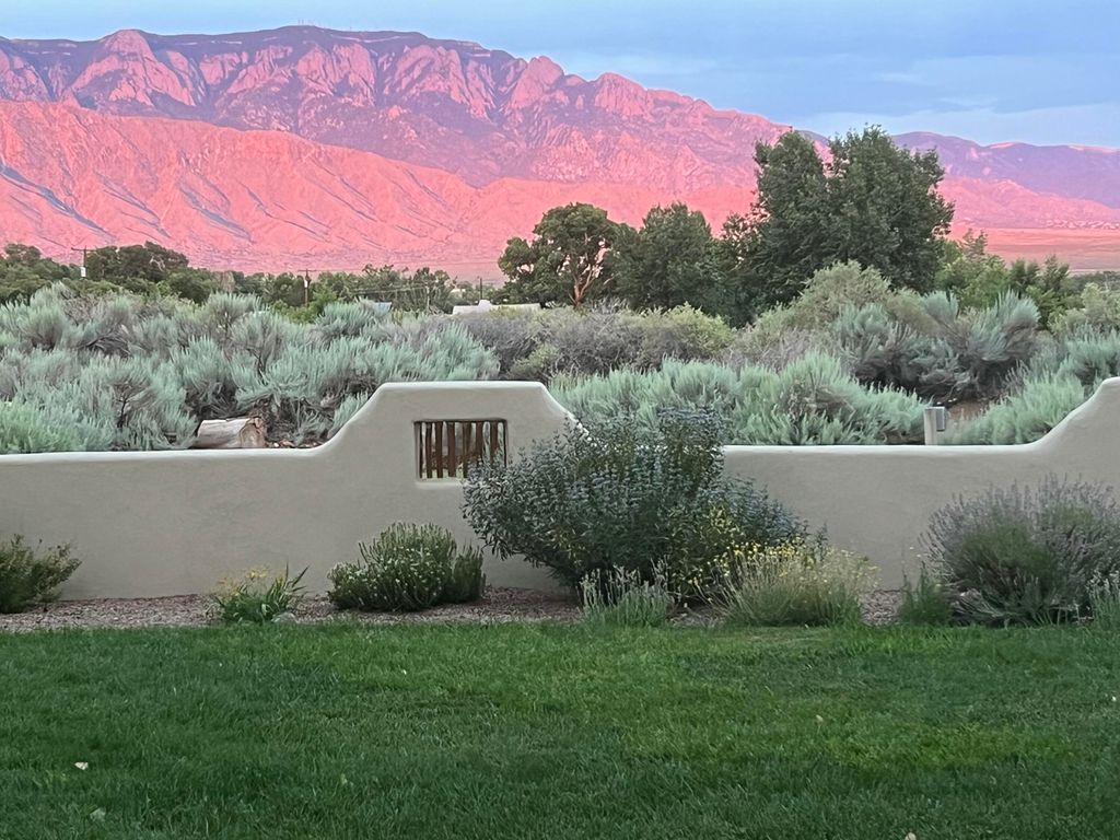 276 TROSELLO Lane, Corrales, NM 87048