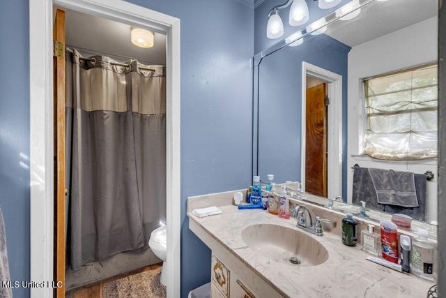 1525 S 31st Avenue, Gulfport, MS 39501