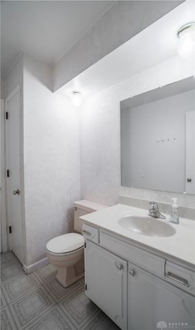 2650 Willowridge Drive, Dayton, OH 45414