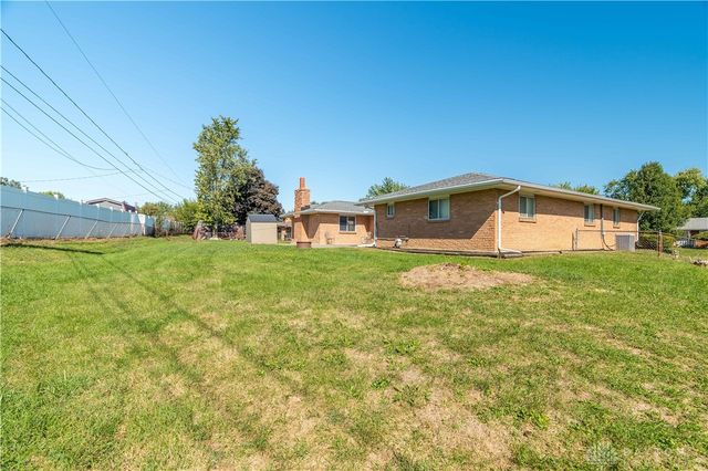 2650 Willowridge Drive, Dayton, OH 45414