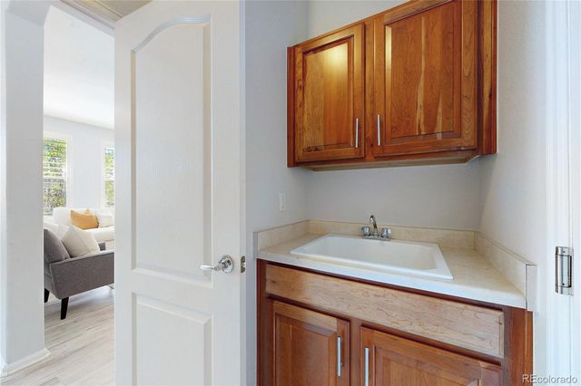 10673 Cedarcrest Circle, Highlands Ranch, CO 80130