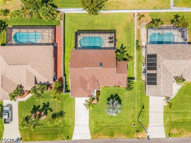 4302 SW 18th PL, Cape Coral, FL 33914