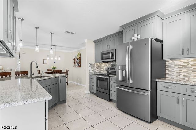 4302 SW 18th PL, Cape Coral, FL 33914