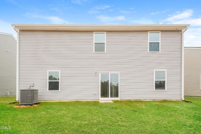 497 Turning Lake Drive, Zebulon, NC 27597