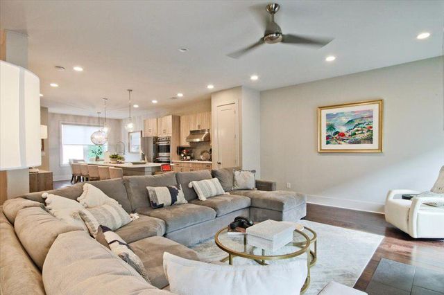 104 Canton Way, Roswell, GA 30075