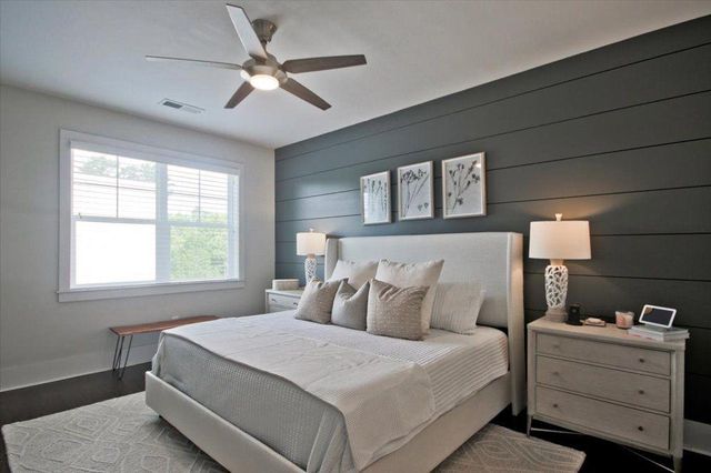 104 Canton Way, Roswell, GA 30075