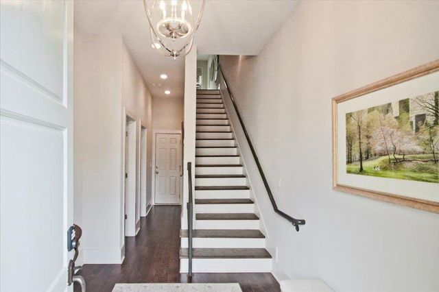 104 Canton Way, Roswell, GA 30075