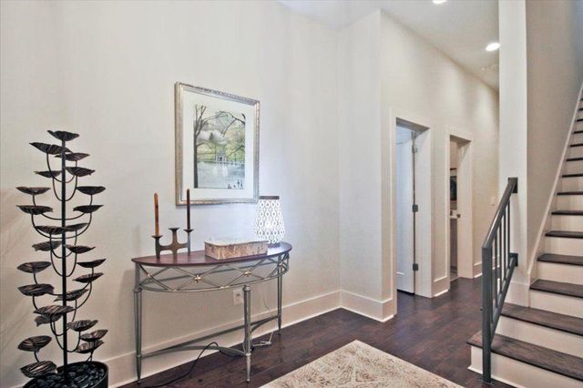 104 Canton Way, Roswell, GA 30075