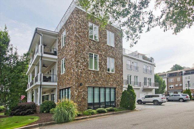 104 Canton Way, Roswell, GA 30075