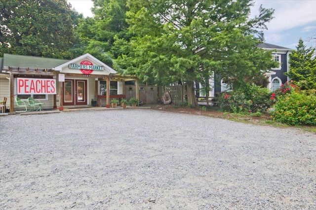 104 Canton Way, Roswell, GA 30075