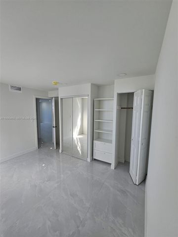 7125 Bay Dr 506, Miami Beach, FL 33141