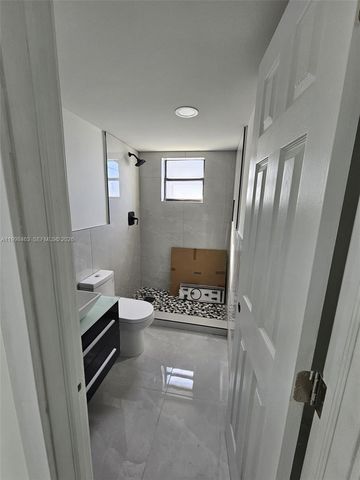 7125 Bay Dr 506, Miami Beach, FL 33141