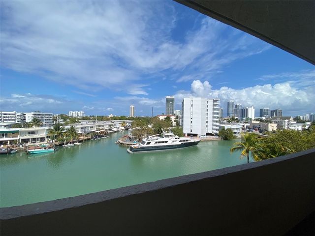 7125 Bay Dr 506, Miami Beach, FL 33141
