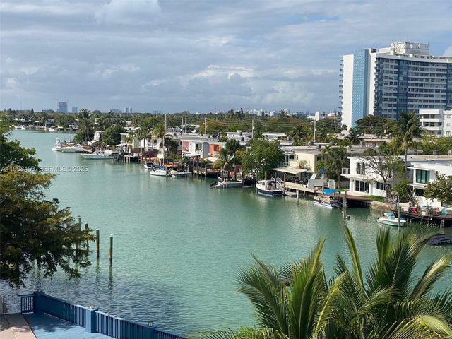 7125 Bay Dr 506, Miami Beach, FL 33141