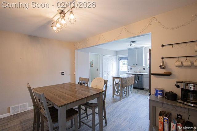 23537 Deziel Street, Saint Clair Shores, MI 48082