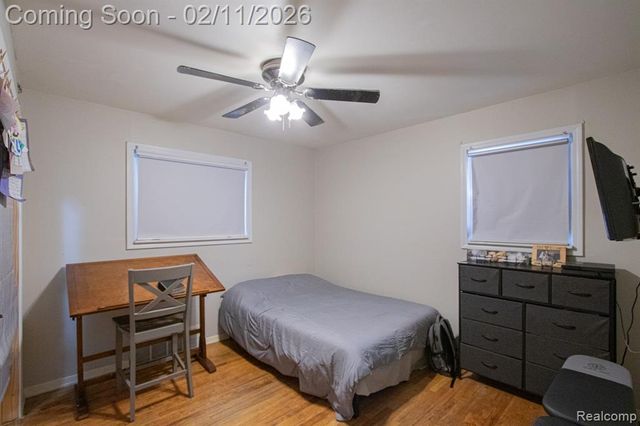 23537 Deziel Street, Saint Clair Shores, MI 48082