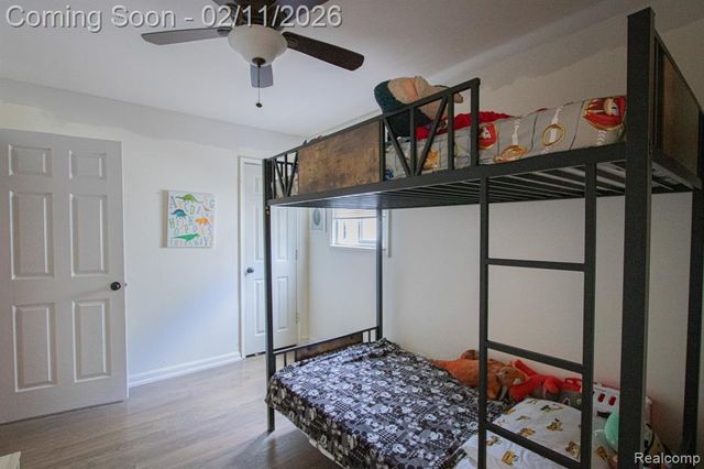 23537 Deziel Street, Saint Clair Shores, MI 48082