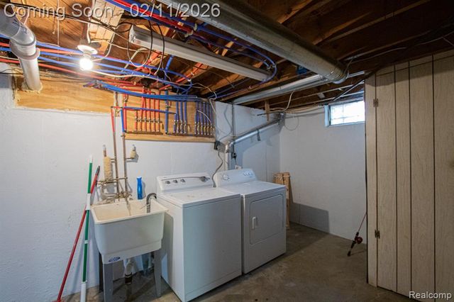 23537 Deziel Street, Saint Clair Shores, MI 48082