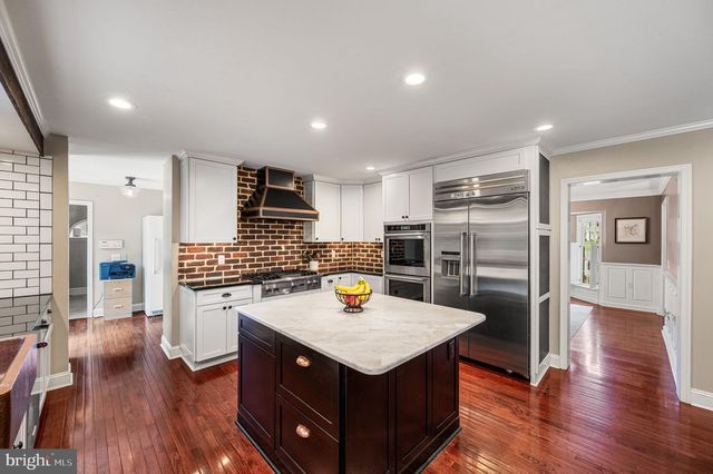 4 QUEENS CT, Landenberg, PA 19350