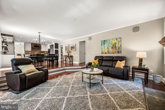 4 QUEENS CT, Landenberg, PA 19350