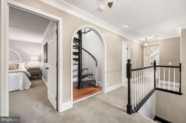 4 QUEENS CT, Landenberg, PA 19350
