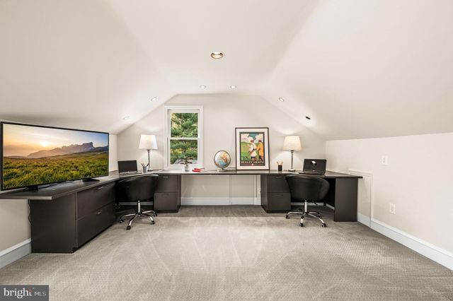 4 QUEENS CT, Landenberg, PA 19350