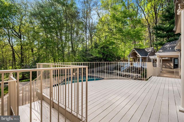 4 QUEENS CT, Landenberg, PA 19350