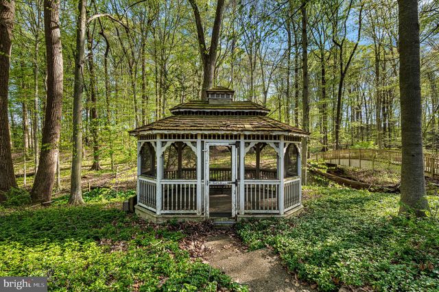 4 QUEENS CT, Landenberg, PA 19350