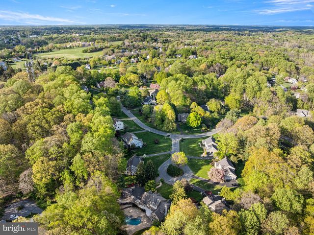 4 QUEENS CT, Landenberg, PA 19350
