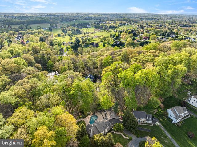 4 QUEENS CT, Landenberg, PA 19350