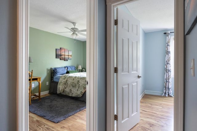 6 Twin Oaks Terrace, South Burlington, VT 05403