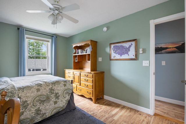 6 Twin Oaks Terrace, South Burlington, VT 05403