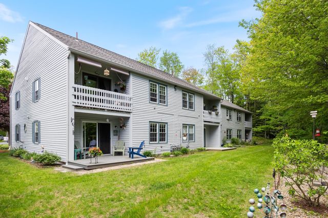 6 Twin Oaks Terrace, South Burlington, VT 05403