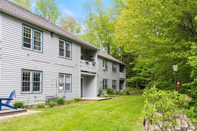 6 Twin Oaks Terrace, South Burlington, VT 05403