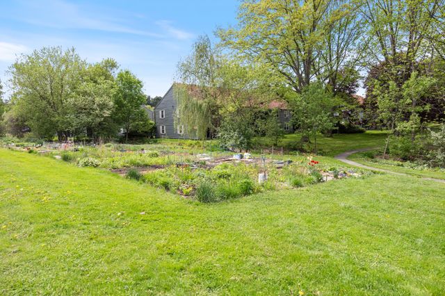 6 Twin Oaks Terrace, South Burlington, VT 05403