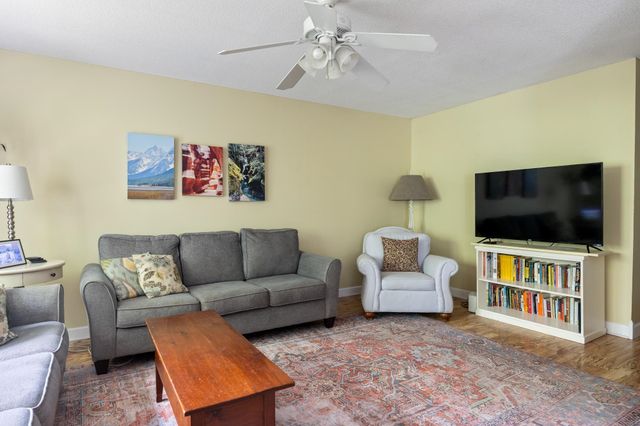 6 Twin Oaks Terrace, South Burlington, VT 05403