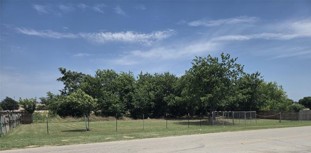 2709 Beverly Avenue, Fort Worth, TX 76104