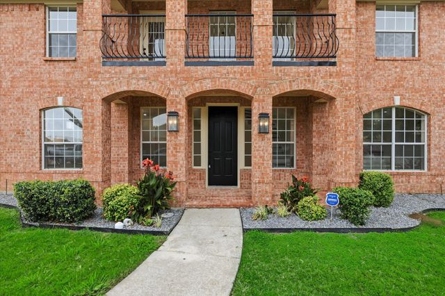 1400 Hudspeth Drive, Carrollton, TX 75010