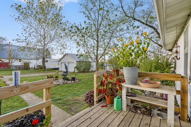 4743 S 190th Road, Halfway, MO 65663