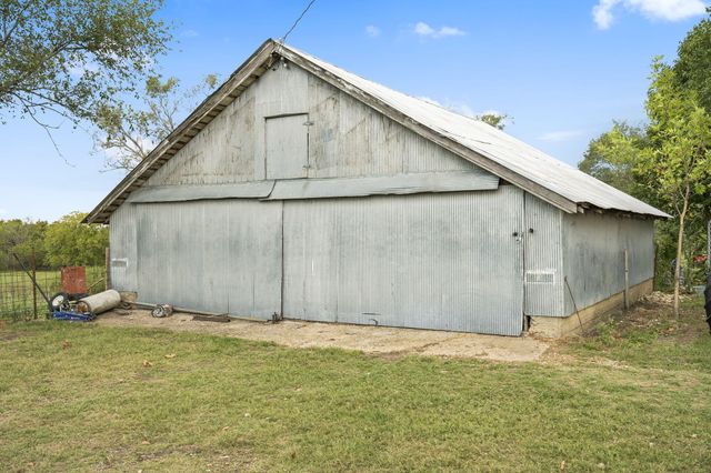 4743 S 190th Road, Halfway, MO 65663